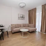Sunny Vlorë