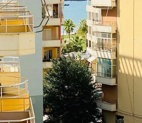 Sunny Vlorë